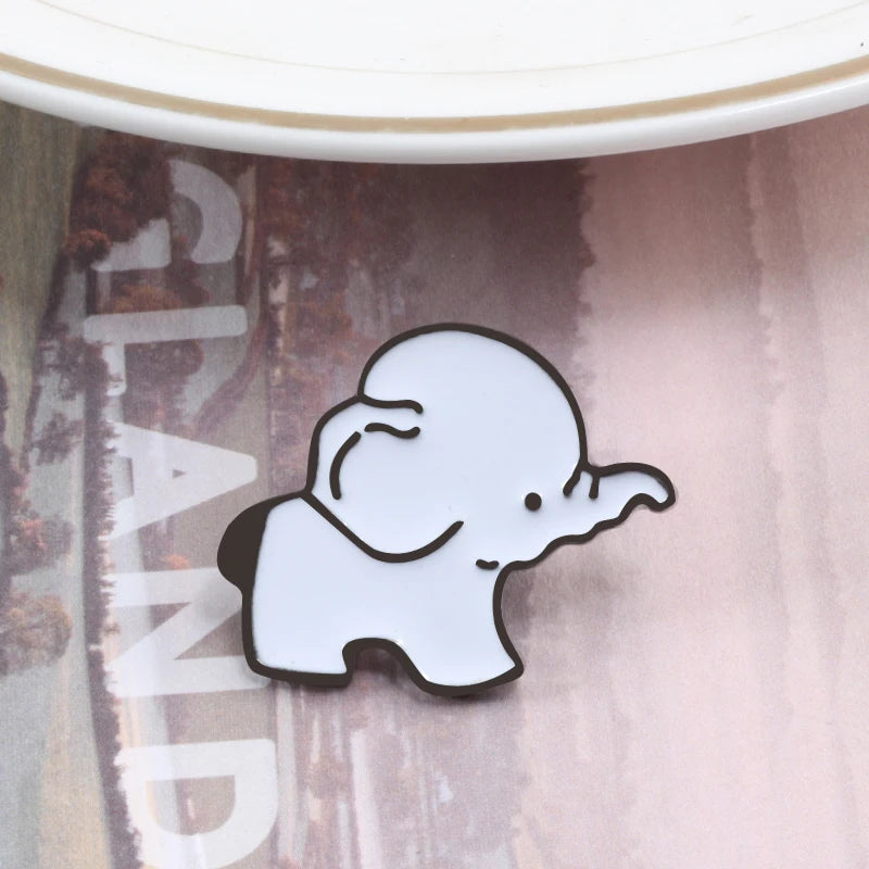 Cartoon Elephant Pin – Perfect as a Set of Two